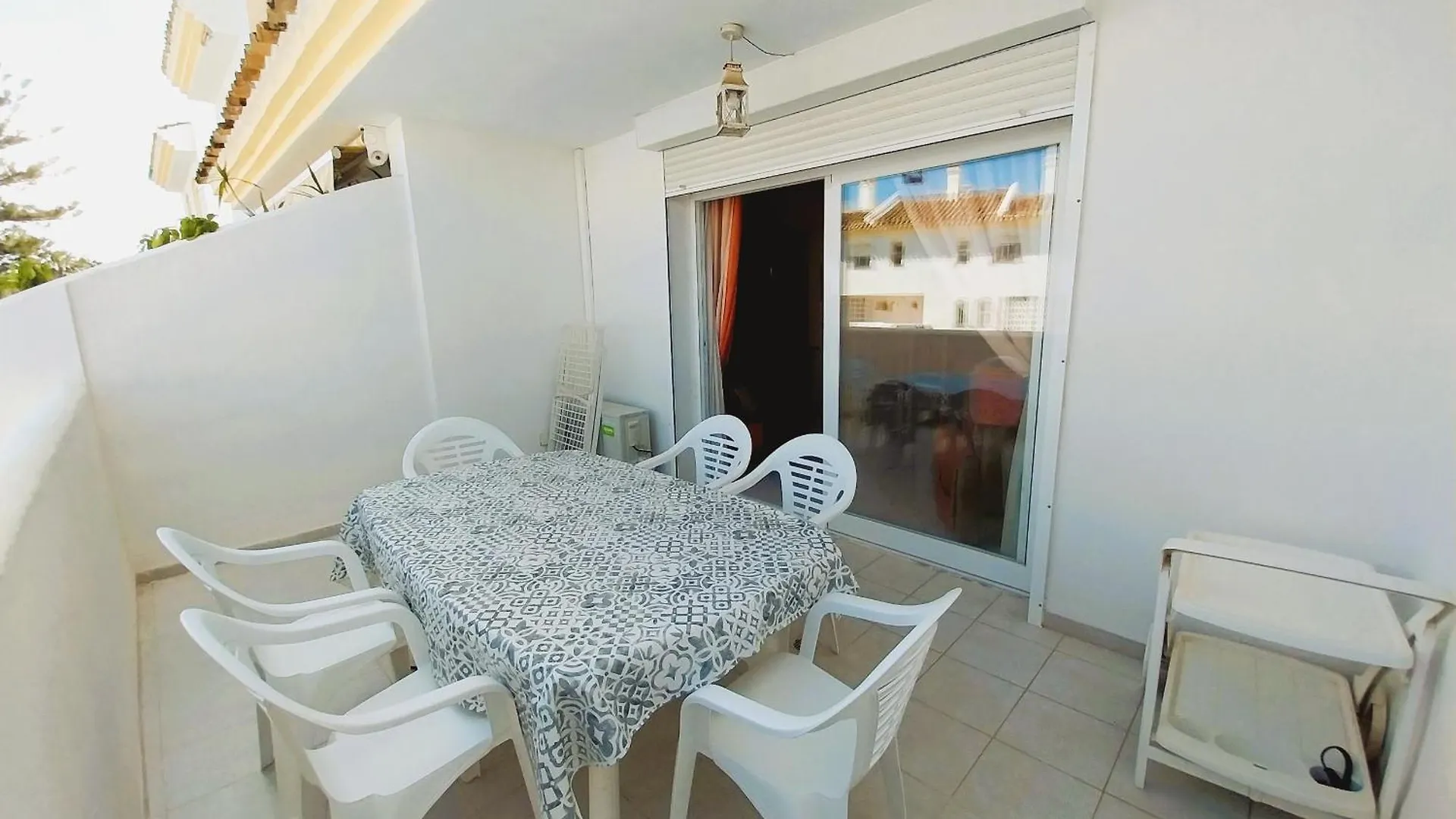 Buenavista Duplex 3 Beds Close To Amenities And Beach In Calahonda ミハス アパート