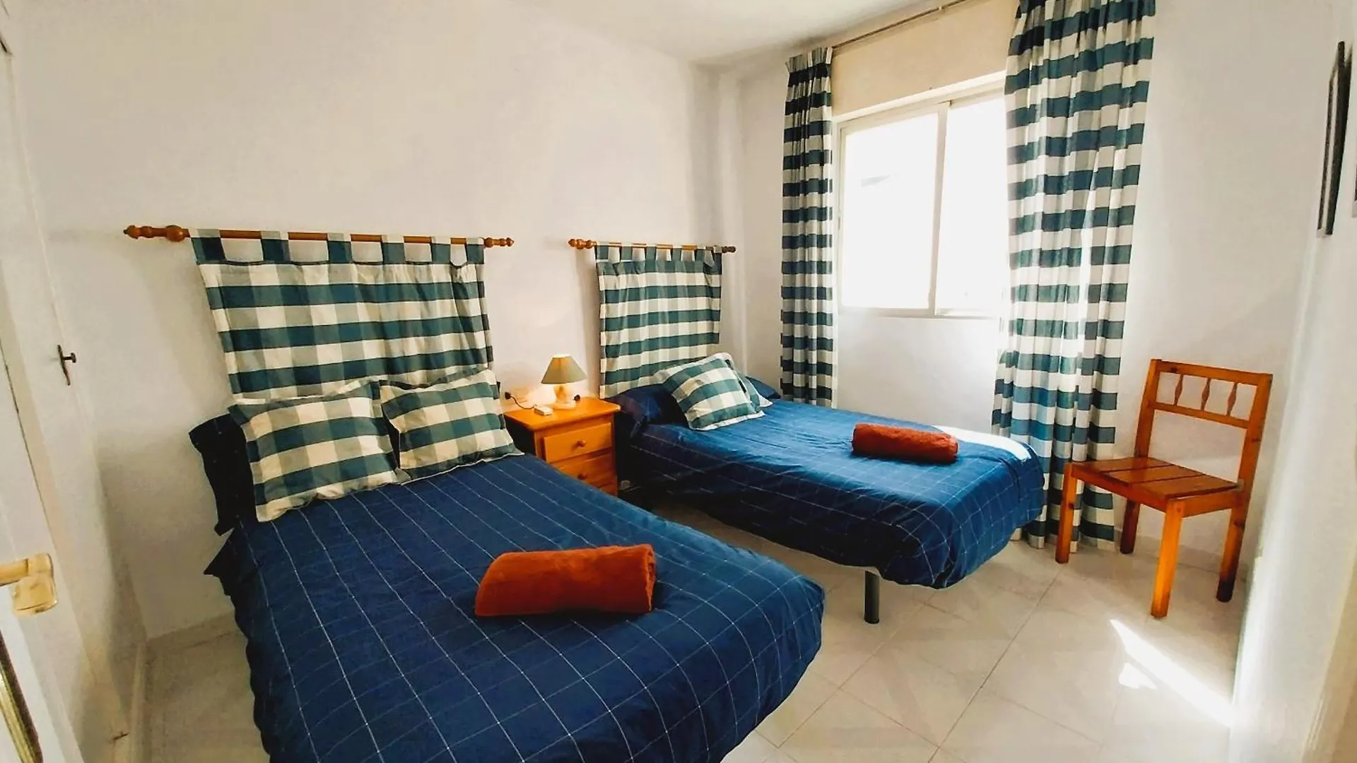 Buenavista Duplex 3 Beds Close To Amenities And Beach In Calahonda ミハス アパート