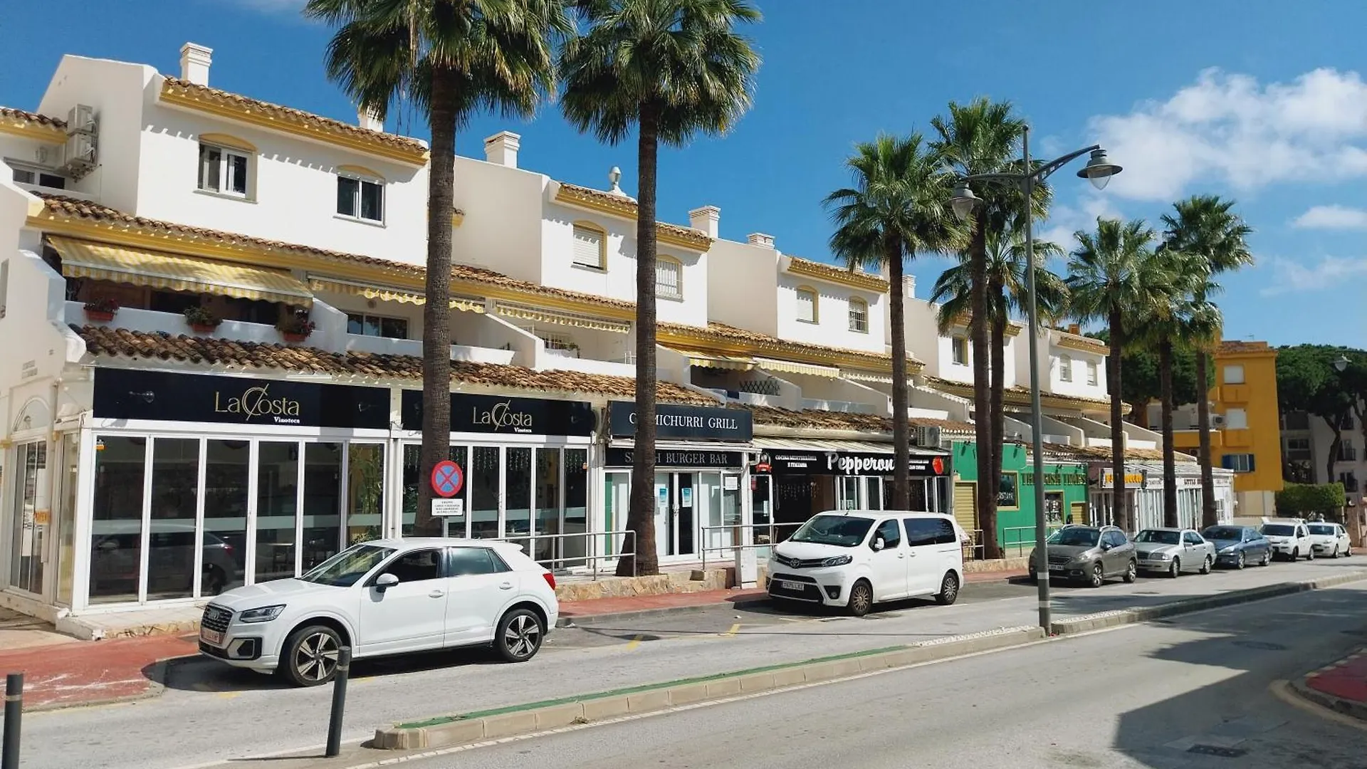 Buenavista Duplex 3 Beds Close To Amenities And Beach In Calahonda ミハス 0*,